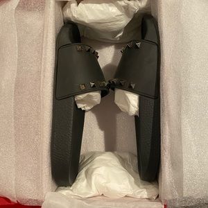 Used Black Valentino Rockstud Slide Sandal